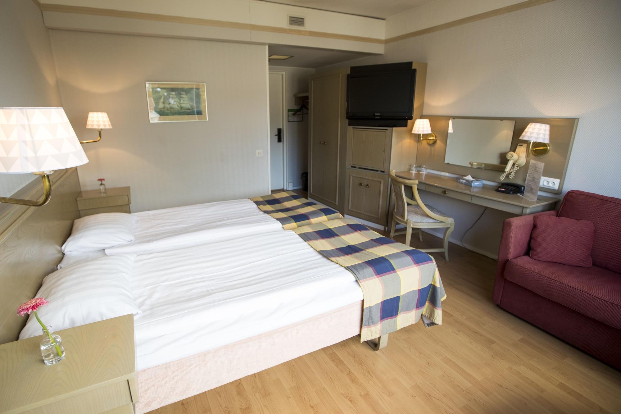 Hotel Adlon Mariehamn Extérieur photo