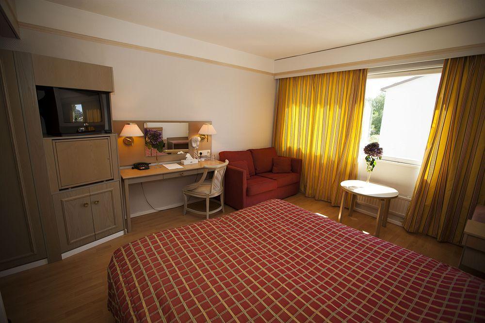 Hotel Adlon Mariehamn Extérieur photo